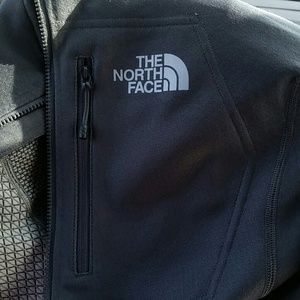 THE NORTH FACE GREY JACKET